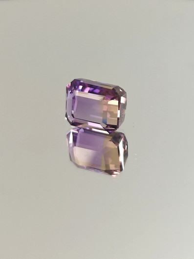 Ametriini monisävyinen 8.3 ct, smaragdi hionta