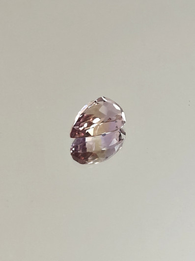 Ametriini monisävyinen 4 ct, pisara