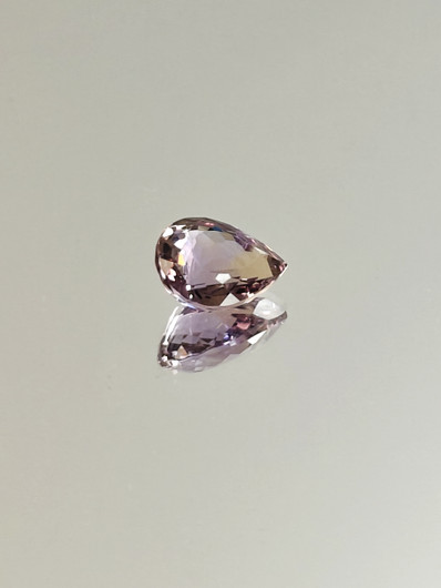 Ametriini monisävyinen 3.9 ct, pisara