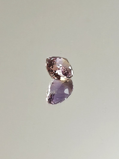 Ametriini monisävyinen 3.9 ct, pisara