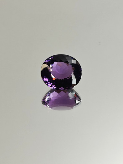 Ametisti 9.6 ct, ovaali