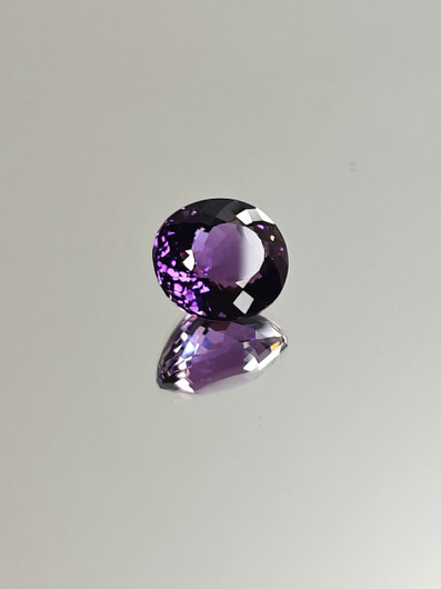 Ametisti 9.6 ct, ovaali