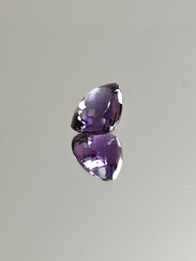Ametisti 9.6 ct, ovaali