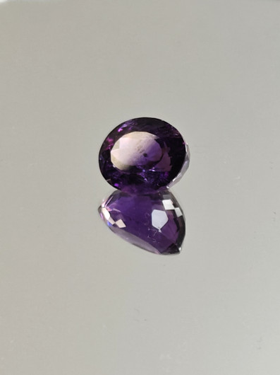 Ametisti 8.9 ct, ovaali