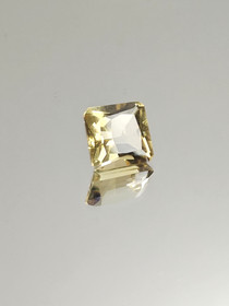 Citriini 5.9 ct, smaragdi hionta