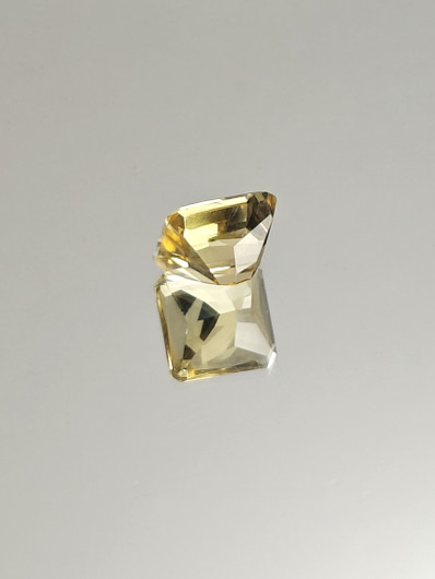 Citriini 5.9 ct, smaragdi hionta