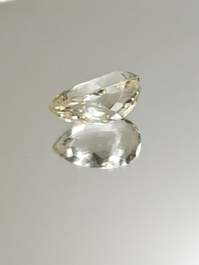 Citriini 27.7 ct, pisara