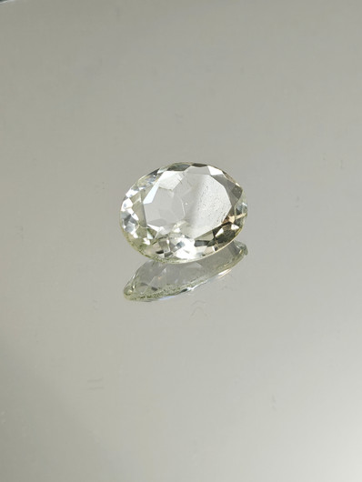 Kvartsi 12.6 ct, ovaali