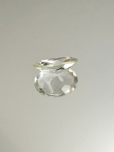 Kvartsi 12.6 ct, ovaali