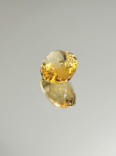 Citriini 24.8 ct, ovaali