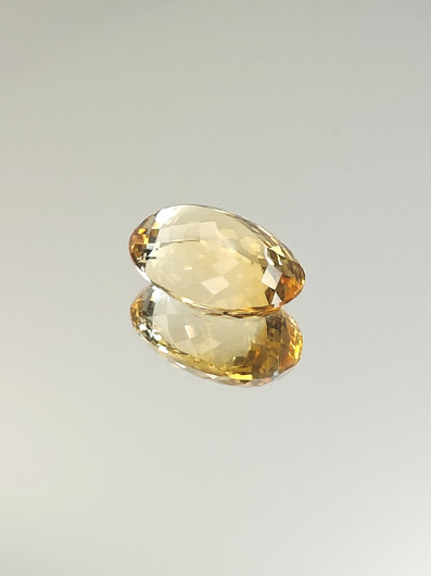Citriini 24.8 ct, ovaali