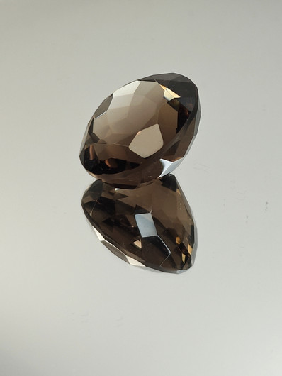 Savukvartsi 64.3 ct, pyöreä