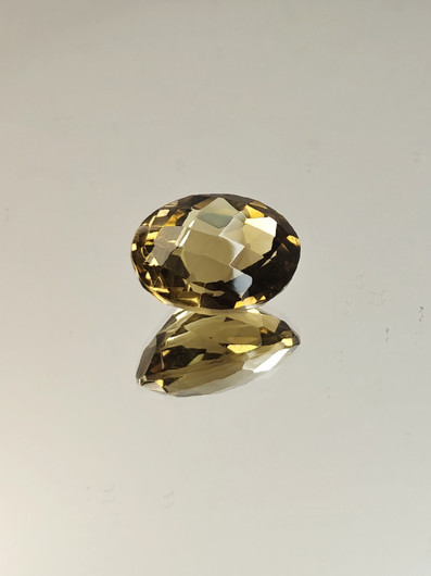 Savukvartsi 15.3 ct, ovaali