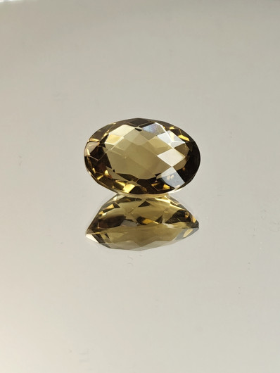 Savukvartsi 15.3 ct, ovaali