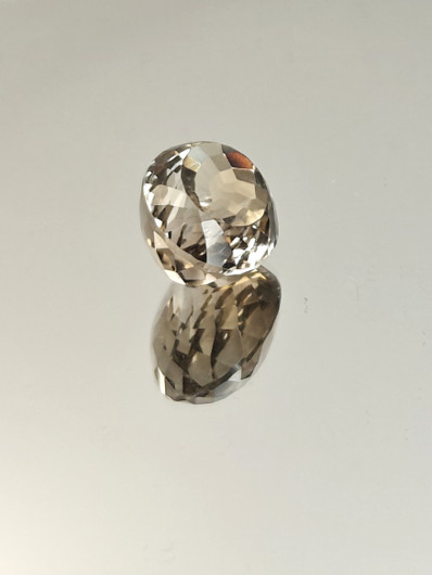 Savukvartsi 24.8 ct, ovaali