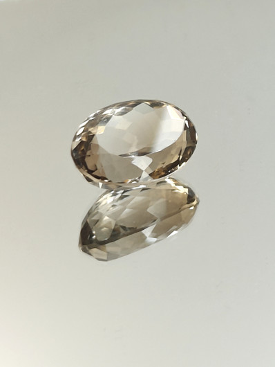Savukvartsi 24.8 ct, ovaali