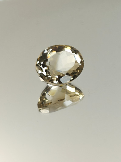 Savukvartsi 17.1 ct, ovaali