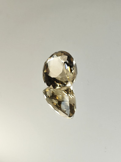 Savukvartsi 17.1 ct, ovaali