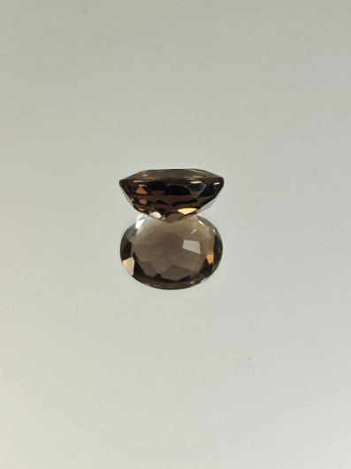 Savukvartsi 6.9 ct, ovaali