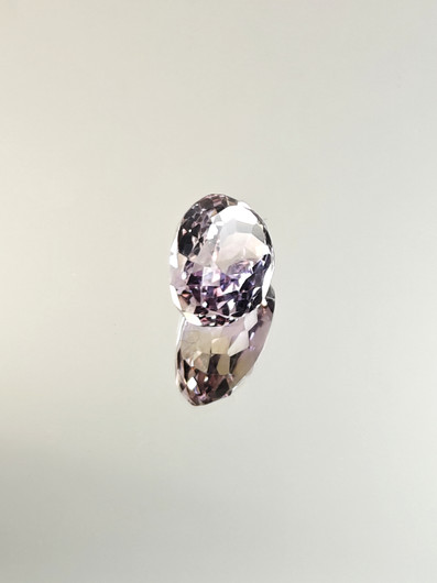 Ametriini monisävyinen 8,3 ct, ovaali