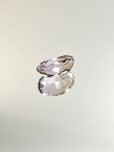 Ametriini monisävyinen 8,3 ct, ovaali