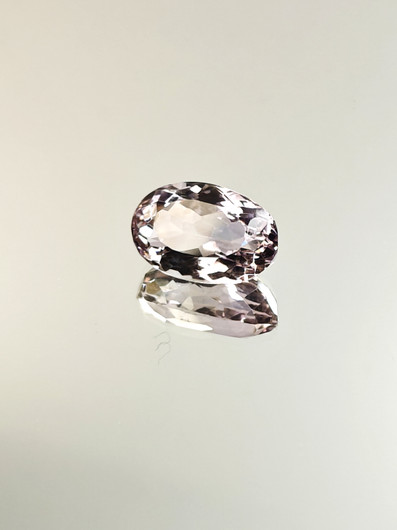 Ametriini monisävyinen 8,3 ct, ovaali