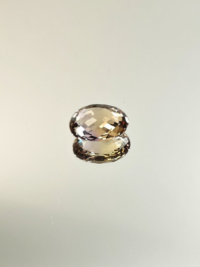 Ametriini monisävyinen 6 ct, ovaali