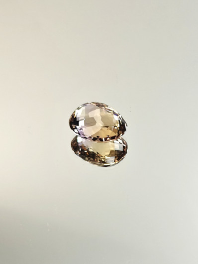 Ametriini monisävyinen 6 ct, ovaali