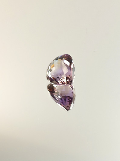 Ametriini monisävyinen 6,1 ct, pisara