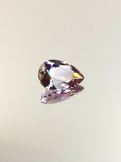 Ametriini monisävyinen 4,7 ct, pisara