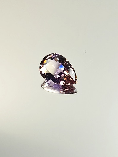 Ametriini monisävyinen 4,7 ct, pisara