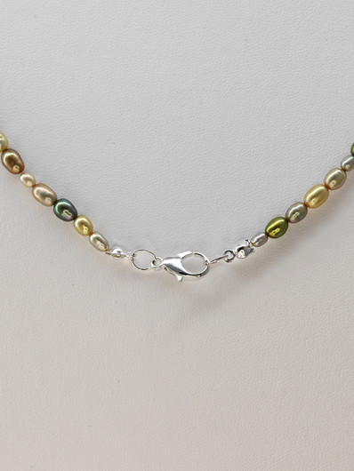 Vintage beautiful natural pearl necklace