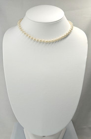 Vintage beautiful pearl necklace