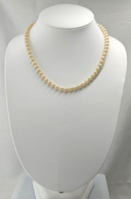 Vintage beautiful pearl necklace