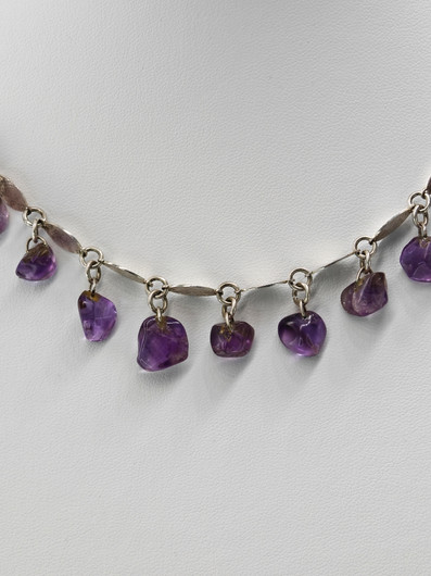 Vintage silver necklace with amethyst