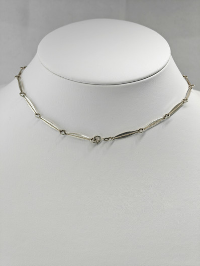 Vintage silver necklace with amethyst