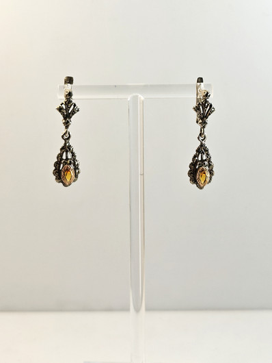 Vintage silver set of ring and earrings with garnet