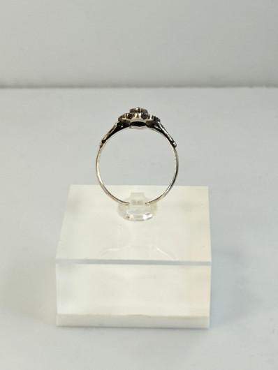 Vintage silver set of ring and earrings with garnet