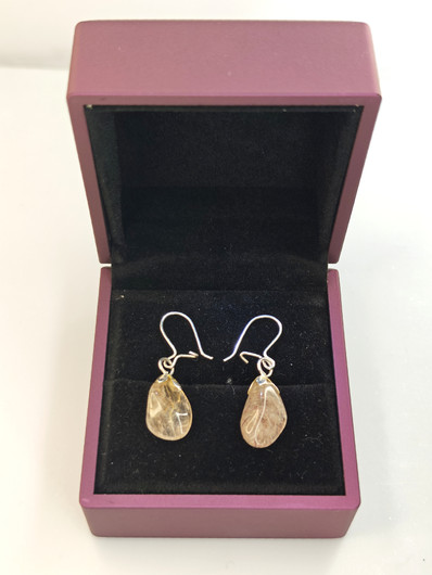 Vintage silver earrings with quartz