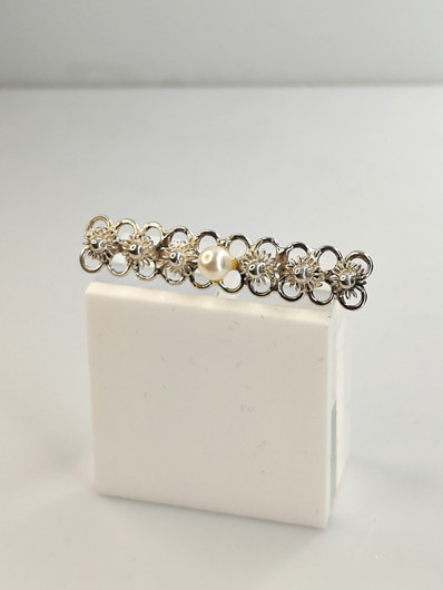 Vintage silver brooch with pearl
