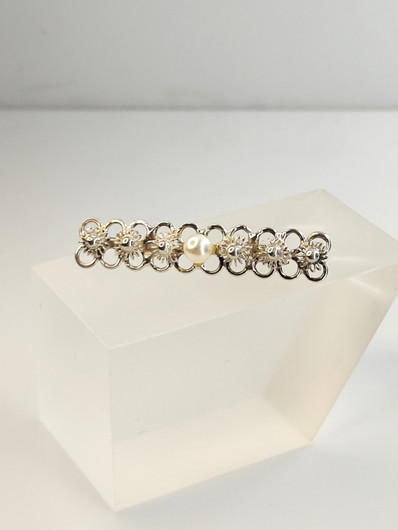 Vintage silver brooch with pearl
