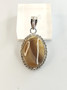 Vintage silver pendant with agate