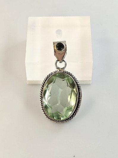 Vintage silver pendant with stone