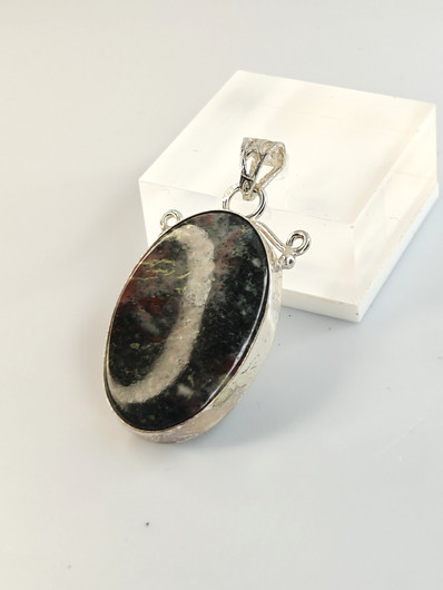 Vintage silver pendant with stone
