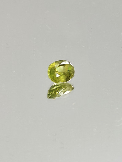 Sphene 1,2 ct ovaali