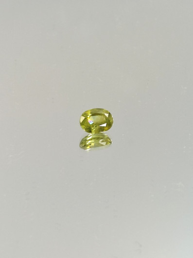Sphene 1,2 ct ovaali