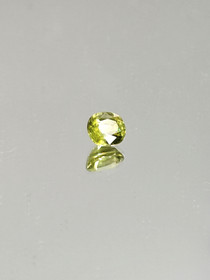Sphene 1,2 ct ovaali