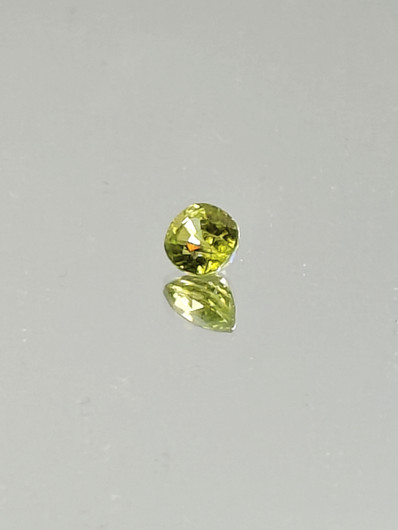 Sphene 1,2 ct ovaali