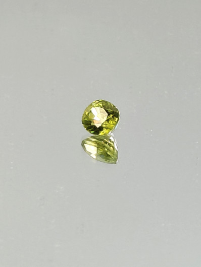 Sphene 1,2 ct ovaali