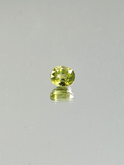 Sphene 1,2 ct ovaali